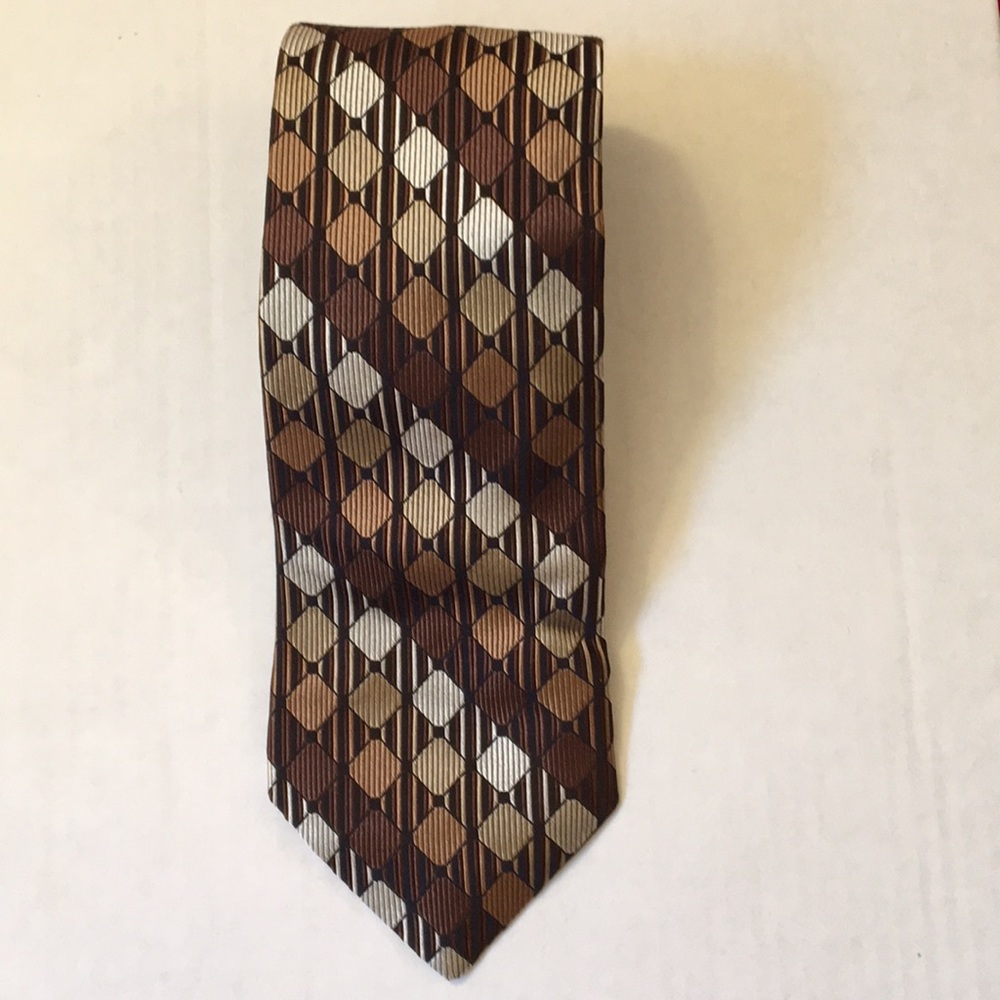 Stone house studio silk tie